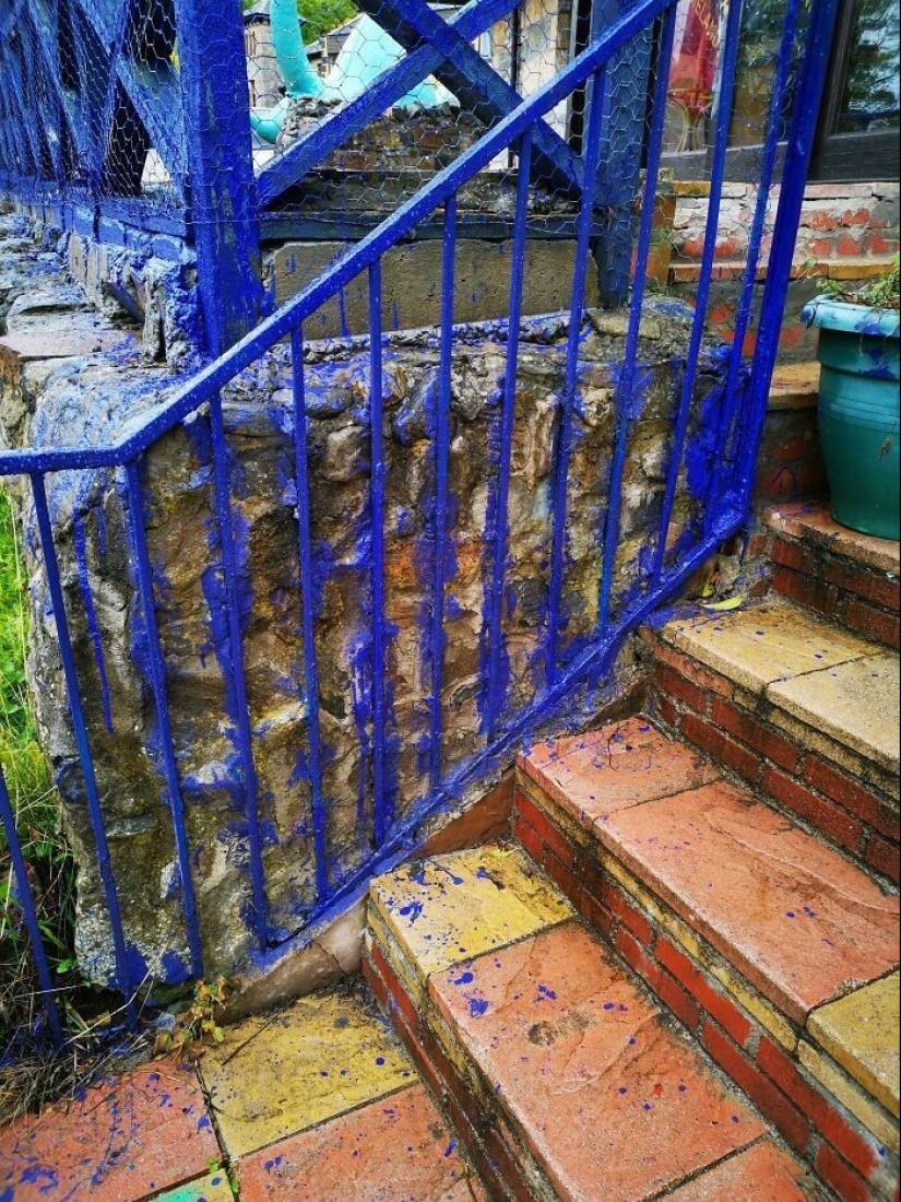 30 would-be workers who need to tear off their hands for ridiculous shoals 30 would-be workers who need to tear off their hands for ridiculous shoals