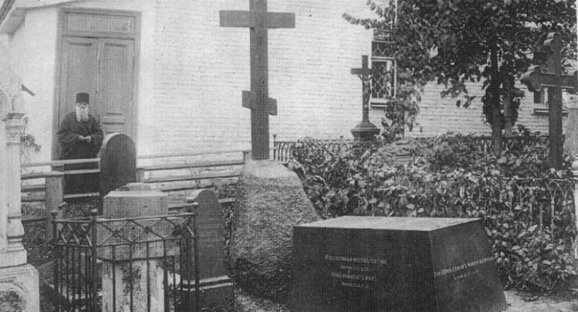 5 facts from the life of Gogol, which are not accepted to talk about