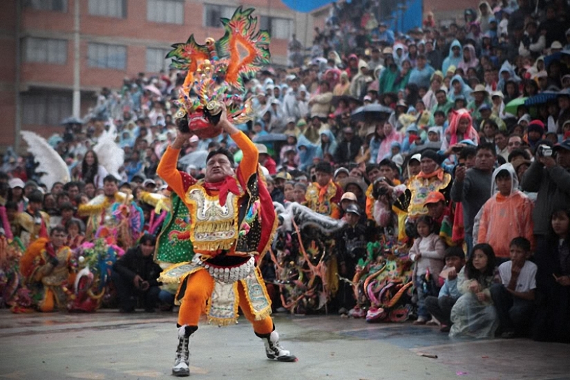 Boliviana de vacaciones: la Diablada