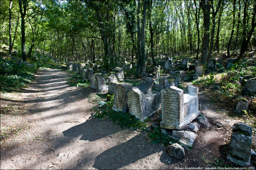 La antigua Caraítas cementerio en Iosafatovoj valle