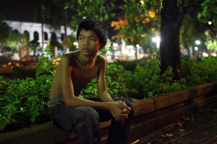 Male prostitutes in Thailand