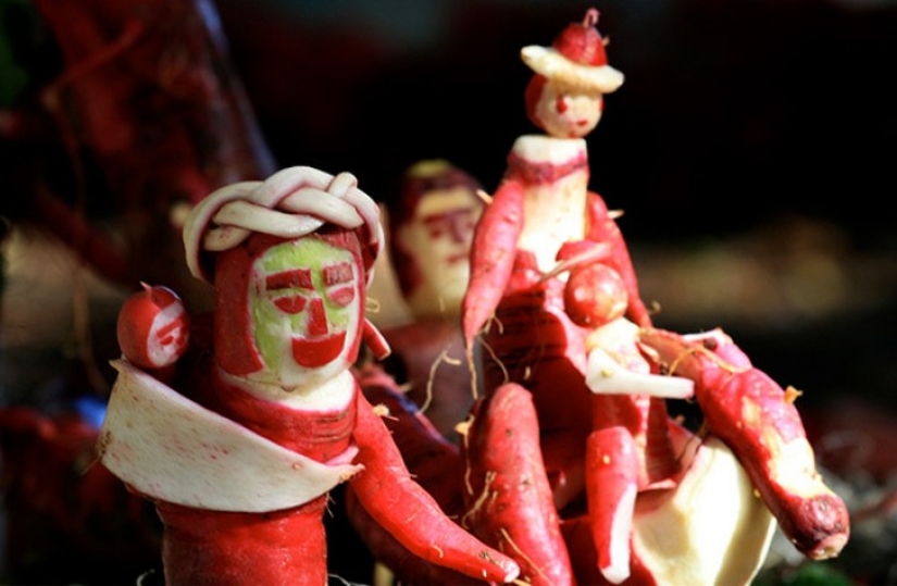 10 the most terrifying Christmas traditions