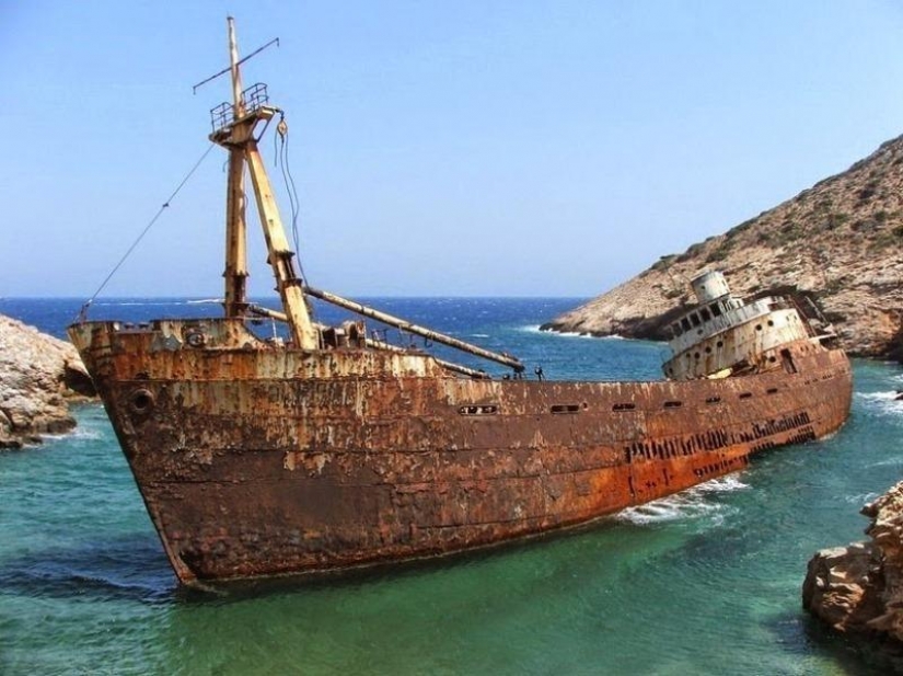 12 sunken ships, which you can see without scuba gear