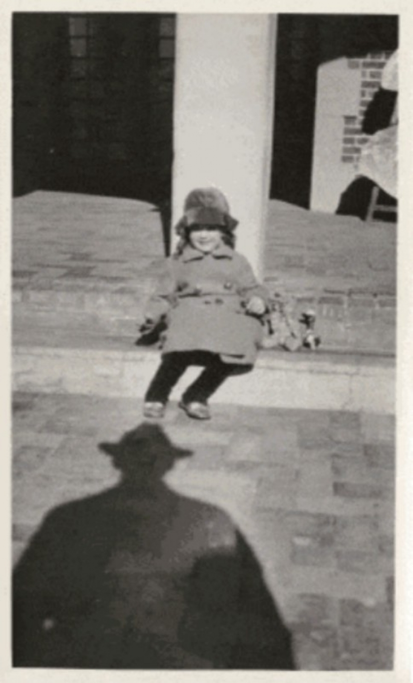 13 vintage photographs on which people are haunted by the shadow of the unknown in the hat