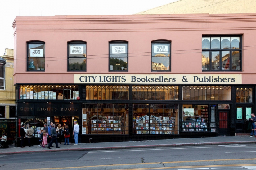17 bookstores stereotypes
