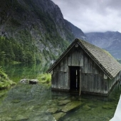 19 times nature has turned abandoned places into surreal masterpieces