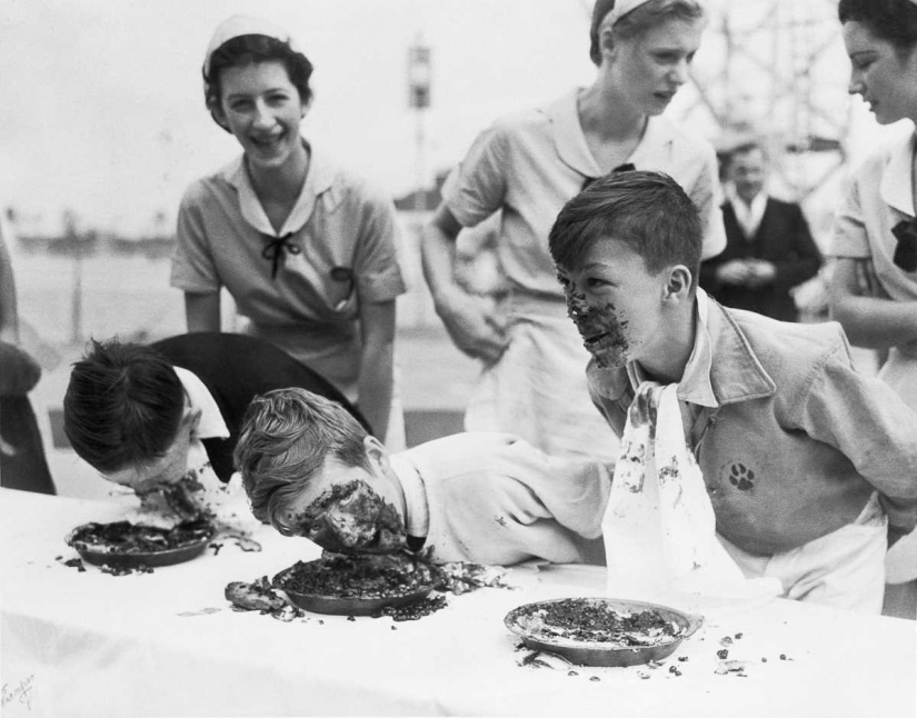 1915-1987 years: competitions in speed eating of food