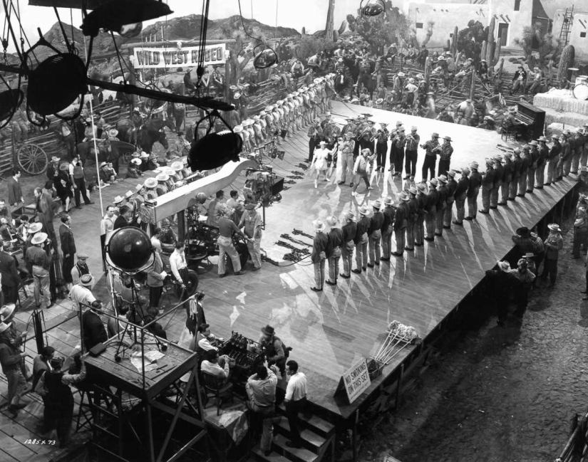1930-1943 años: caleidoscópica de baile Busby Berkeley