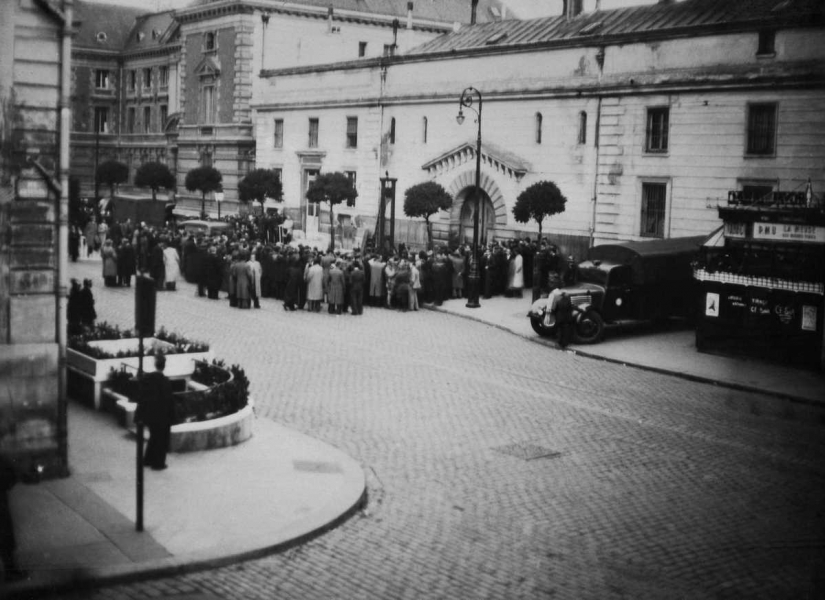 1939: the last public execution in France by guillotine