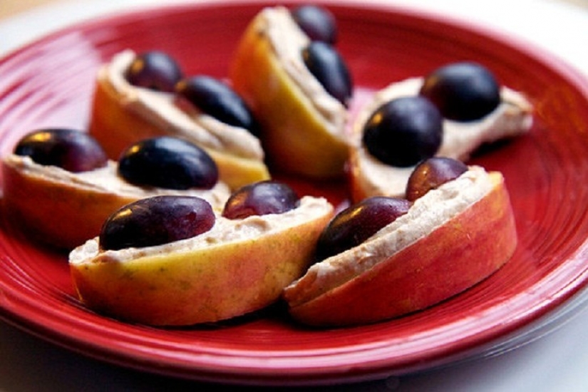 20 healthy and delicious snacks, in which there are two hundred calories