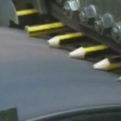 20 now repetitive and boring hypnotizing gifs about the production process