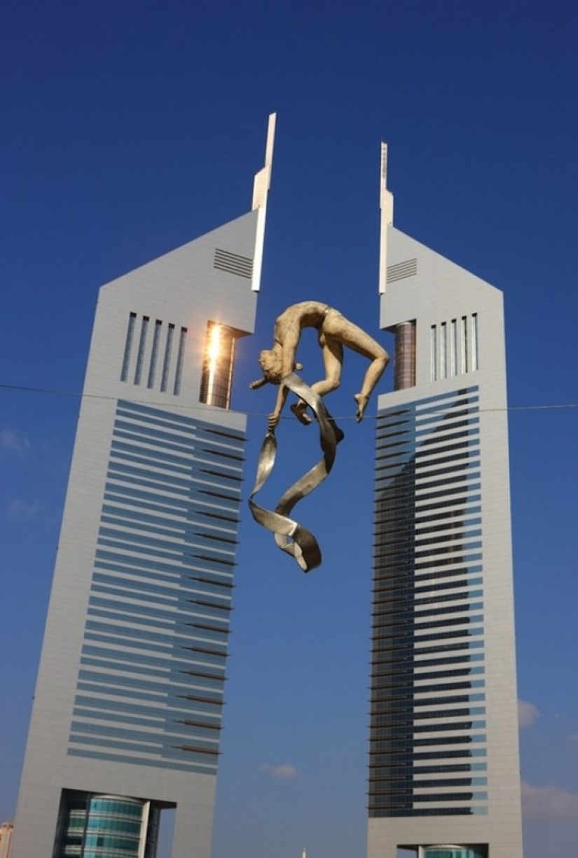 20 sculptures defy gravity