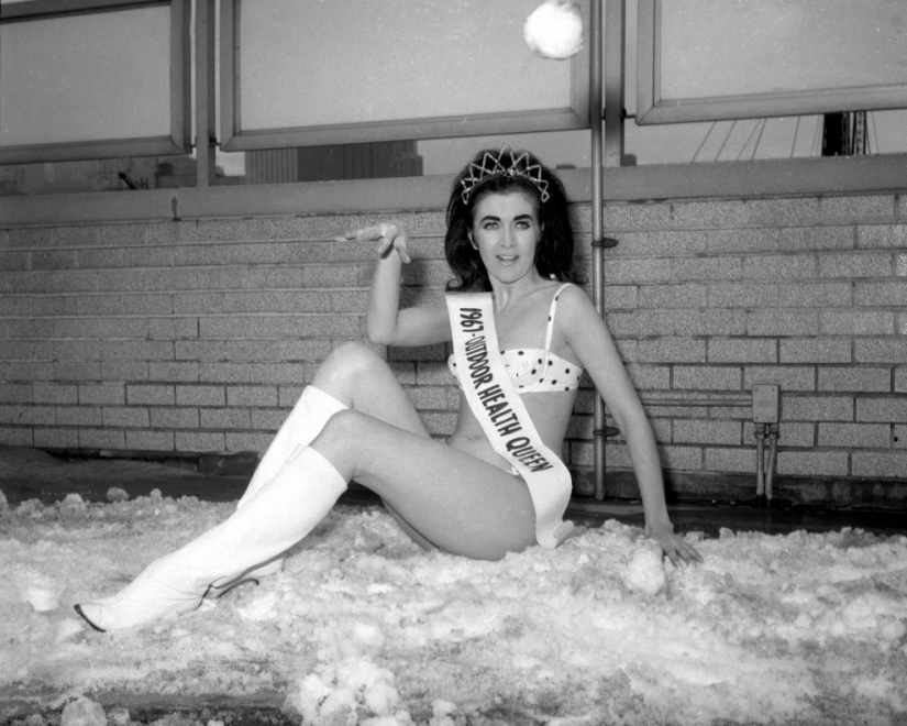 22 charming girls, who won the title of beauty Queen in the middle of the last century
