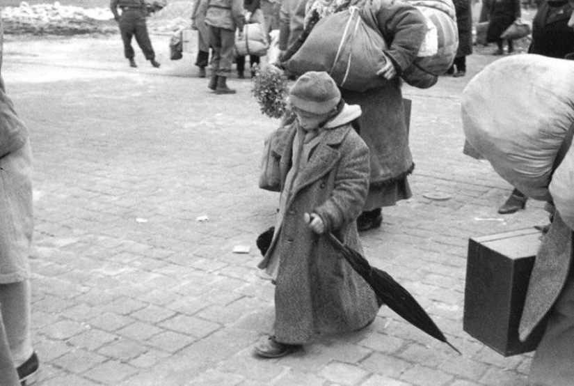 30 photos of the great photographer Henri Cartier-Bresson