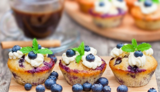 5 de los más deliciosos cupcakes, lo que debería hacer al menos una vez más 5 de los más deliciosos cupcakes, lo que debería hacer al menos una vez más