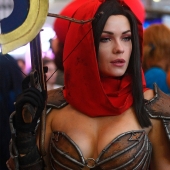 5 most popular female cosplayers