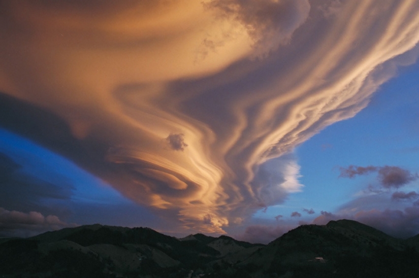 50 most beautiful clouds in the world