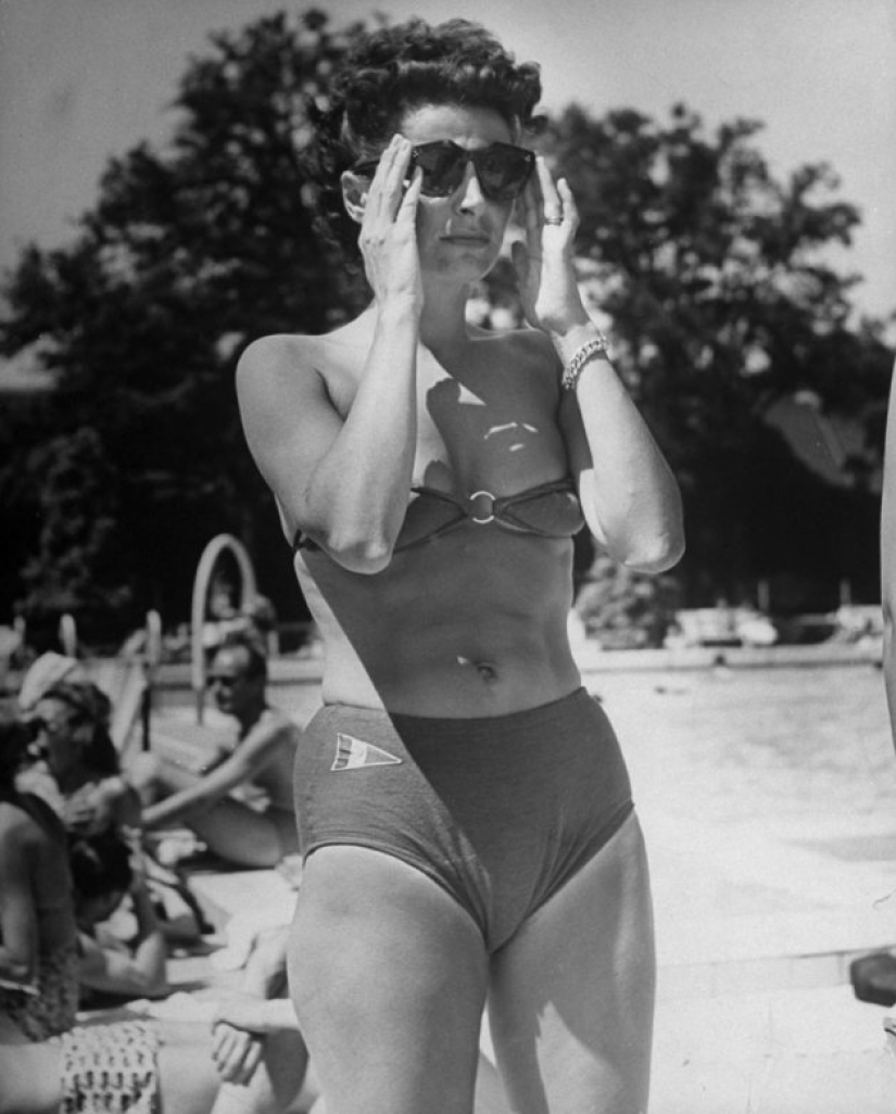 73 years ago there was the smallest swimsuit in the world — bikini