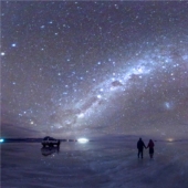 9 unique places that completely change the night