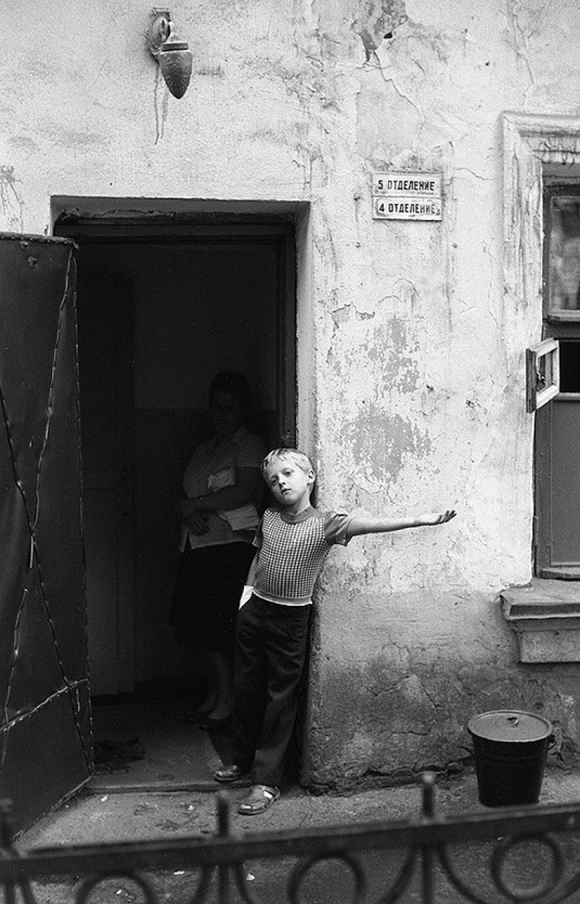 A lost "Golden age": 44 documentary photos by Vladimir Sokolaev