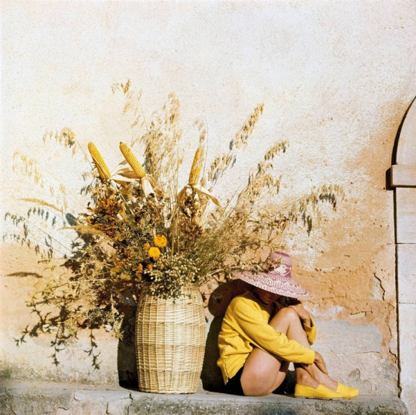 Amazingly bright take retro pictures of Jacques-Henri Lartigue, as if made yesterday