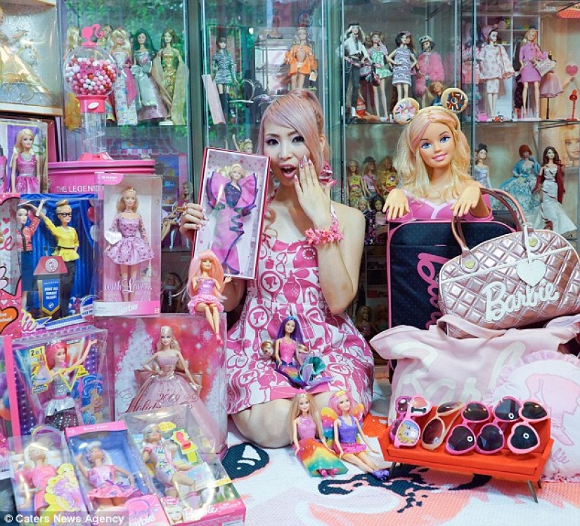 América sacó de 70 mil dólares para convertir su casa en una Barbie casa de los sueños
