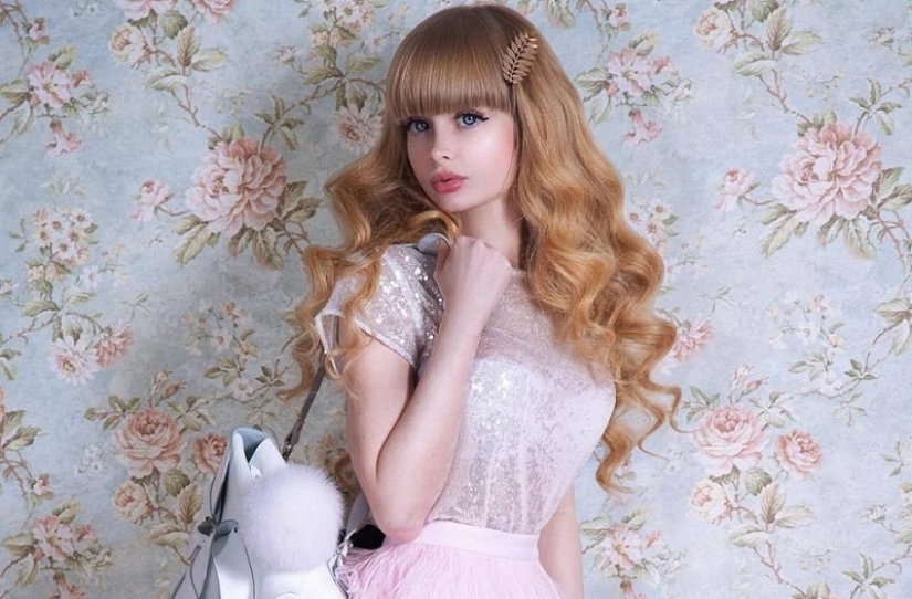 Angelica Kenova — the girl from which parents made a living Barbie doll