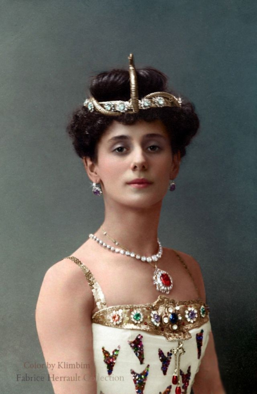 Anna Pavlova and other beauties of tsarist Russia in kolonisierung archival photo