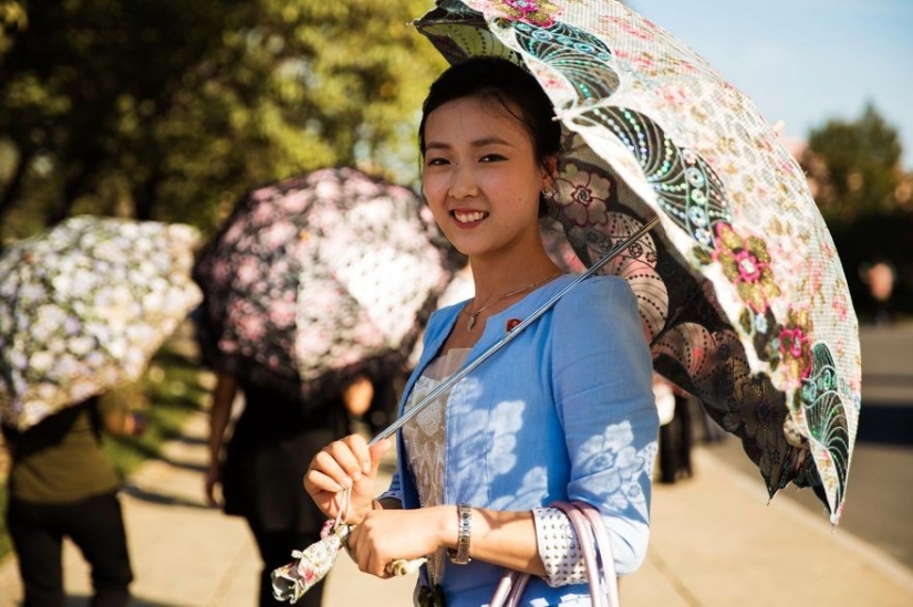Beauty everywhere: North Korean women
