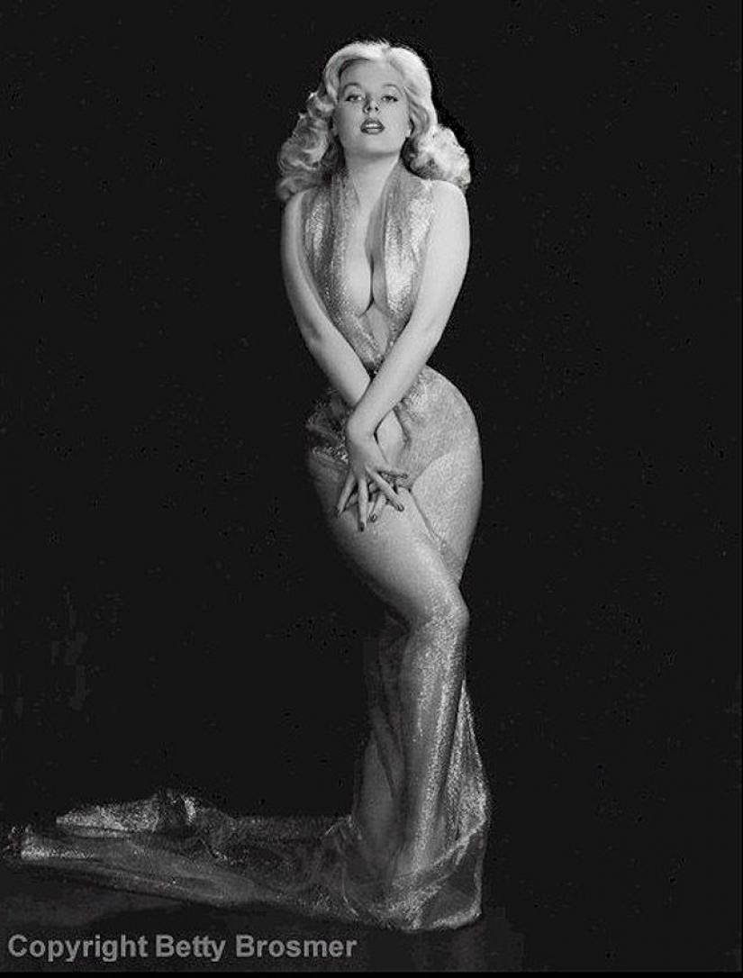 Betty Brosmer — el dueño de las más bellas figuras de 50 años