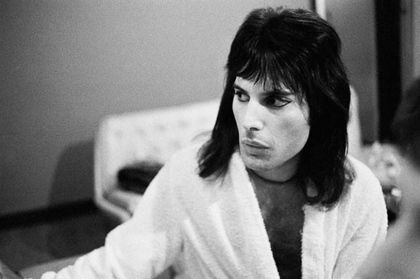Bright moments from the life of Freddie mercury in the photos