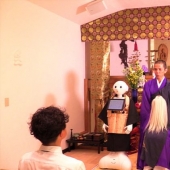 Budista robots en Japón ofrecen servicios funerarios baratos que los sacerdotes