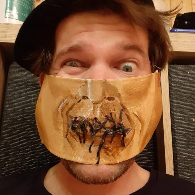 Cada día nueva máscara: desafío artista Austriaco sigue!
