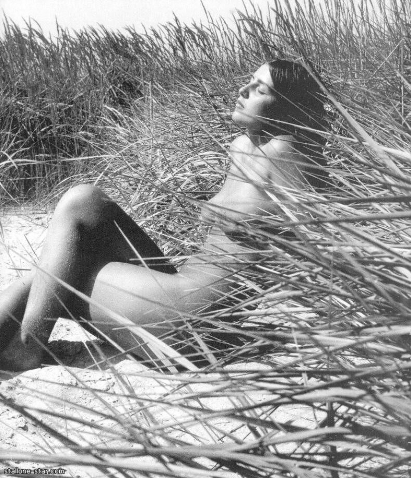 Classic erotica from the Soviet Lithuanian photographer Rimantas Dichavicius