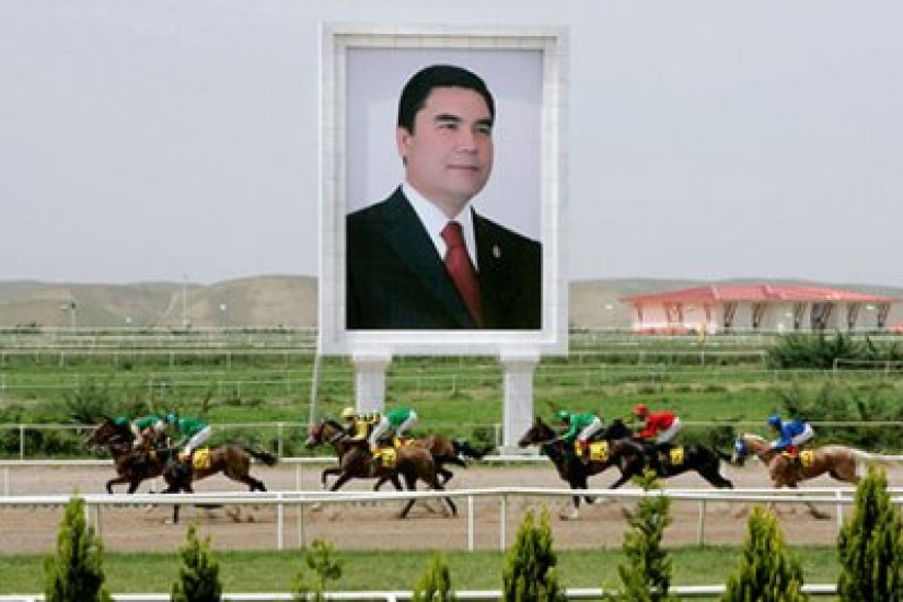 Cómo viven las personas en Turkmenistán, 2020