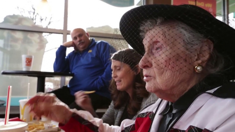 Comer en Gilito, vivir cien años! Largo del hígado de los estados UNIDOS habló sobre sus secretos de la longevidad