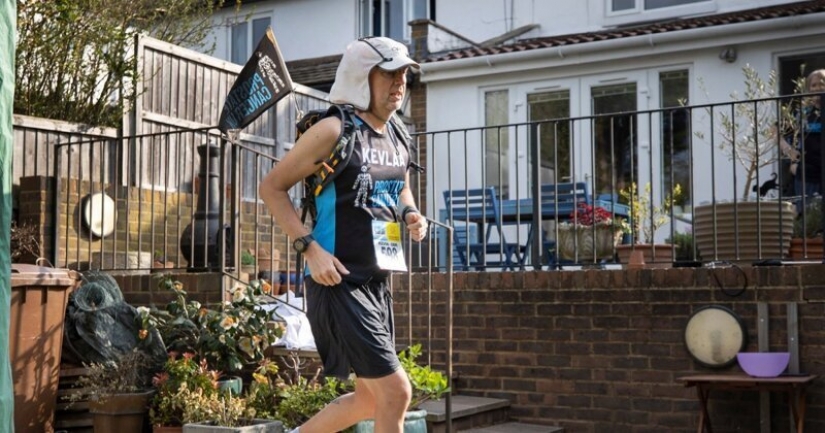 Como el Británico corrió una maratón en su patio