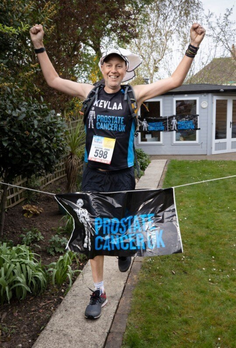 Como el Británico corrió una maratón en su patio