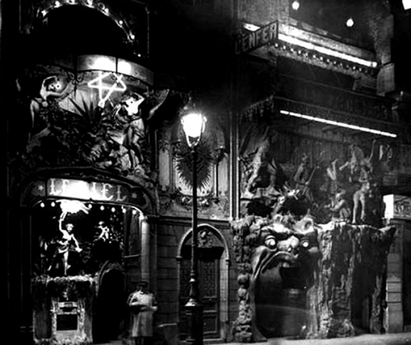 Creepy Parisian clubs, which were lit before it became mainstream