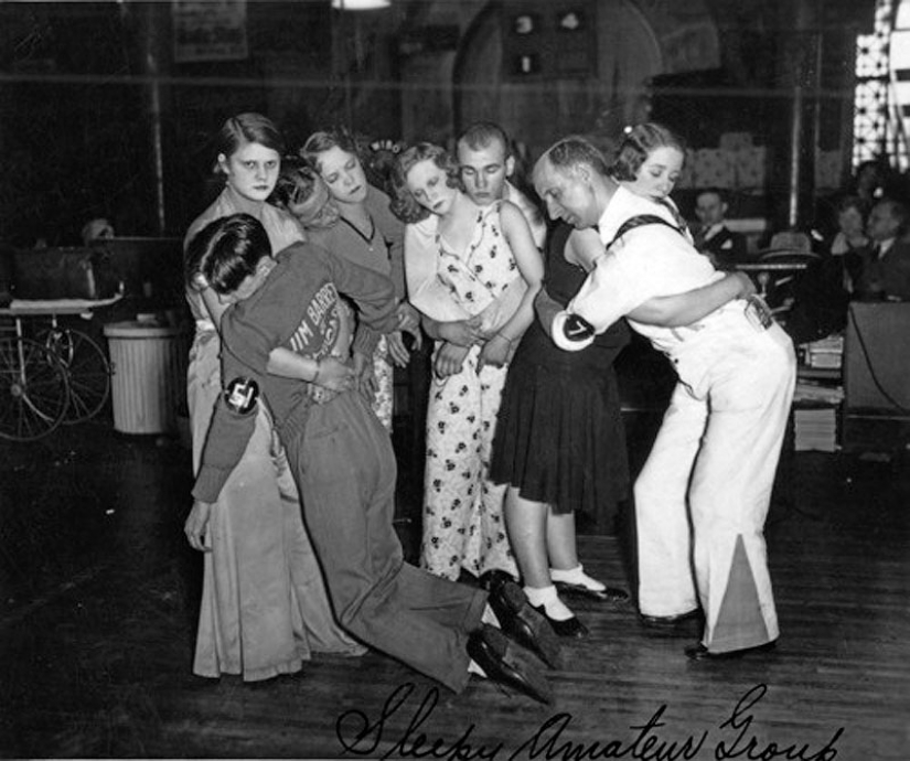 Dance off on the dance marathons of the 1920s and 30s years