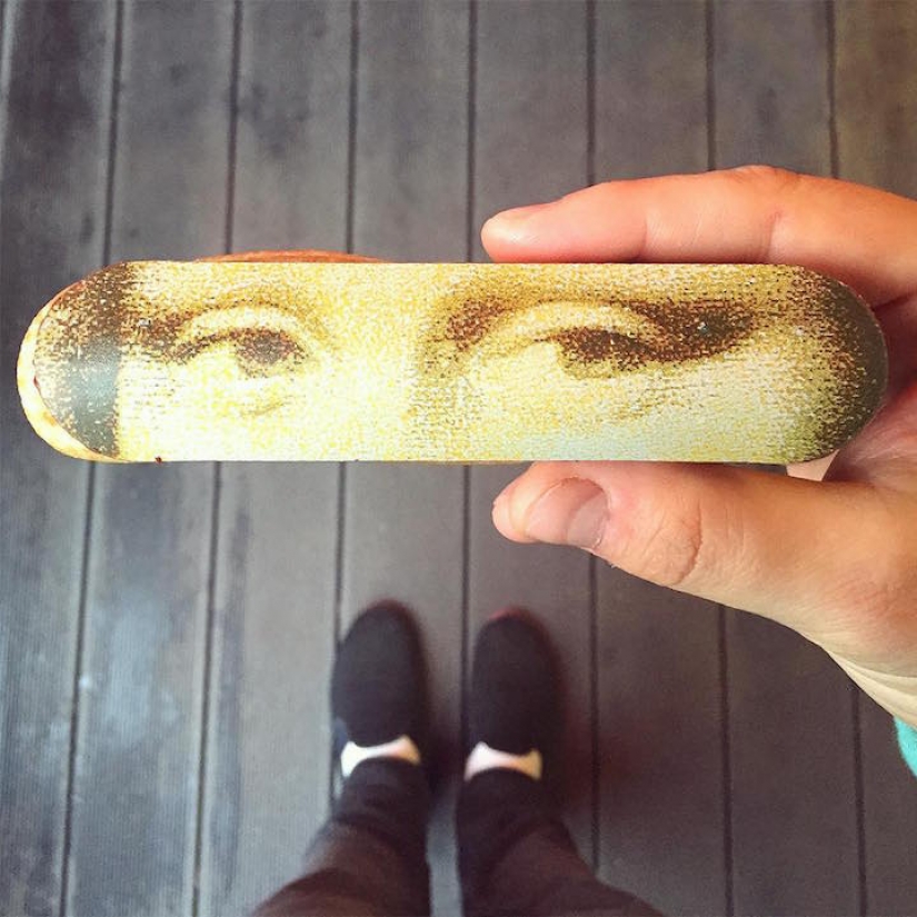 Eclair as the art of: dessert and shoes in instagram Tala Spiegel