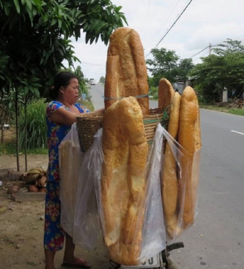 El más grande de pan en el mundo al horno en Vietnam