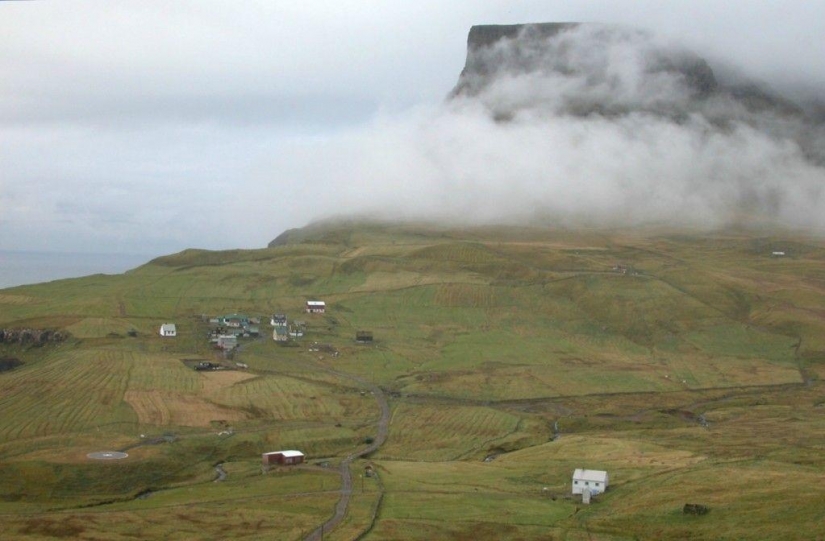 El pintoresco pueblo de Gasadalur es el lugar más hermoso de las Islas Feroe