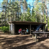 En Finlandia consiguió deshacerse de la basura en la naturaleza y los incendios forestales