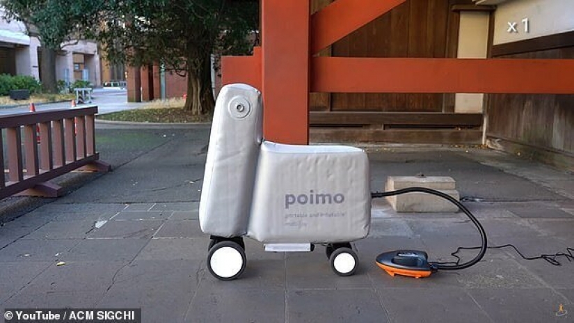 En Japón creó un hinchable electro-scooter que cabe fácilmente en una mochila