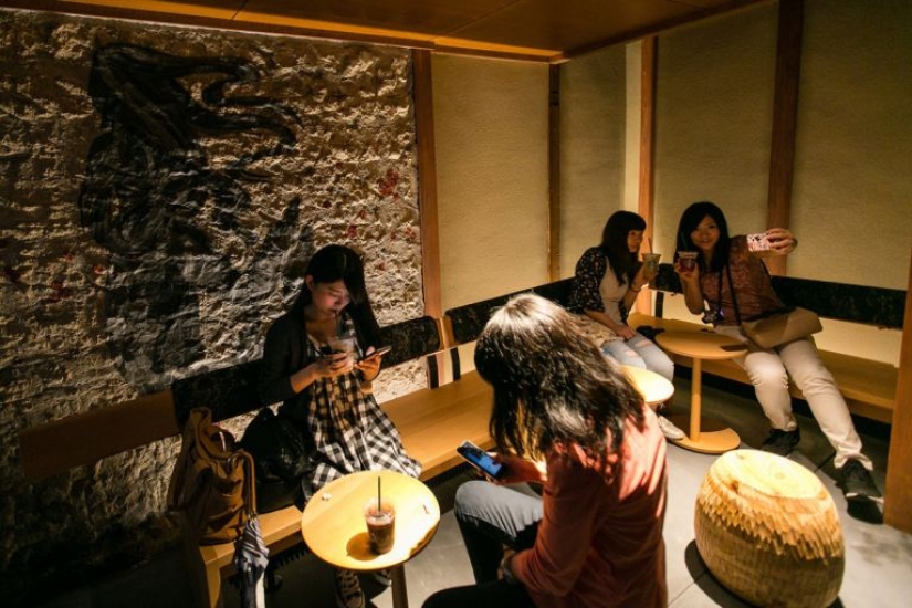 En los trescientos años de edad casa Japonesa, fue inaugurada la más pintoresca de Starbucks en el mundo