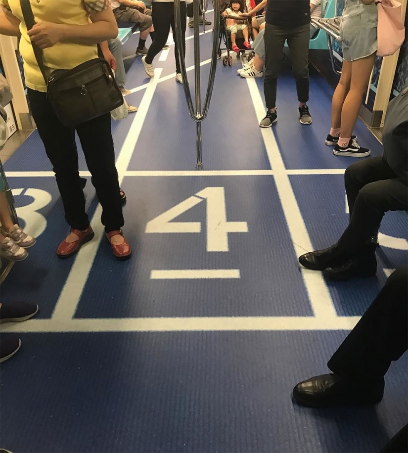En Taipei vagones del metro se convirtieron en campos de deportes