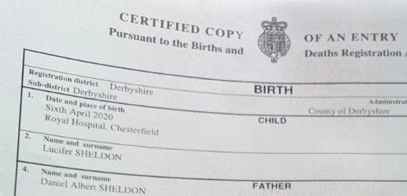 Familia inglesa recuperado de los funcionarios de su derecho a nombrar a su hijo de Lucifer