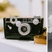Fotógrafo, compró en un mercado de pulgas de una cámara vieja, encuentra fotos de los 30 años
