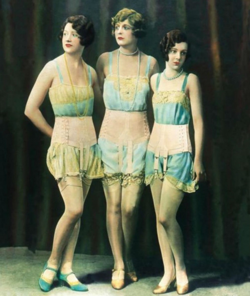 From corsets to thin stripes: how to change underwear in 100 years